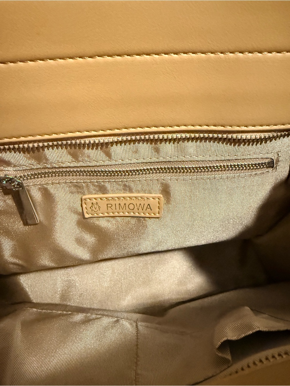 Beautiful Tan Handbag - Picture 6 of 8